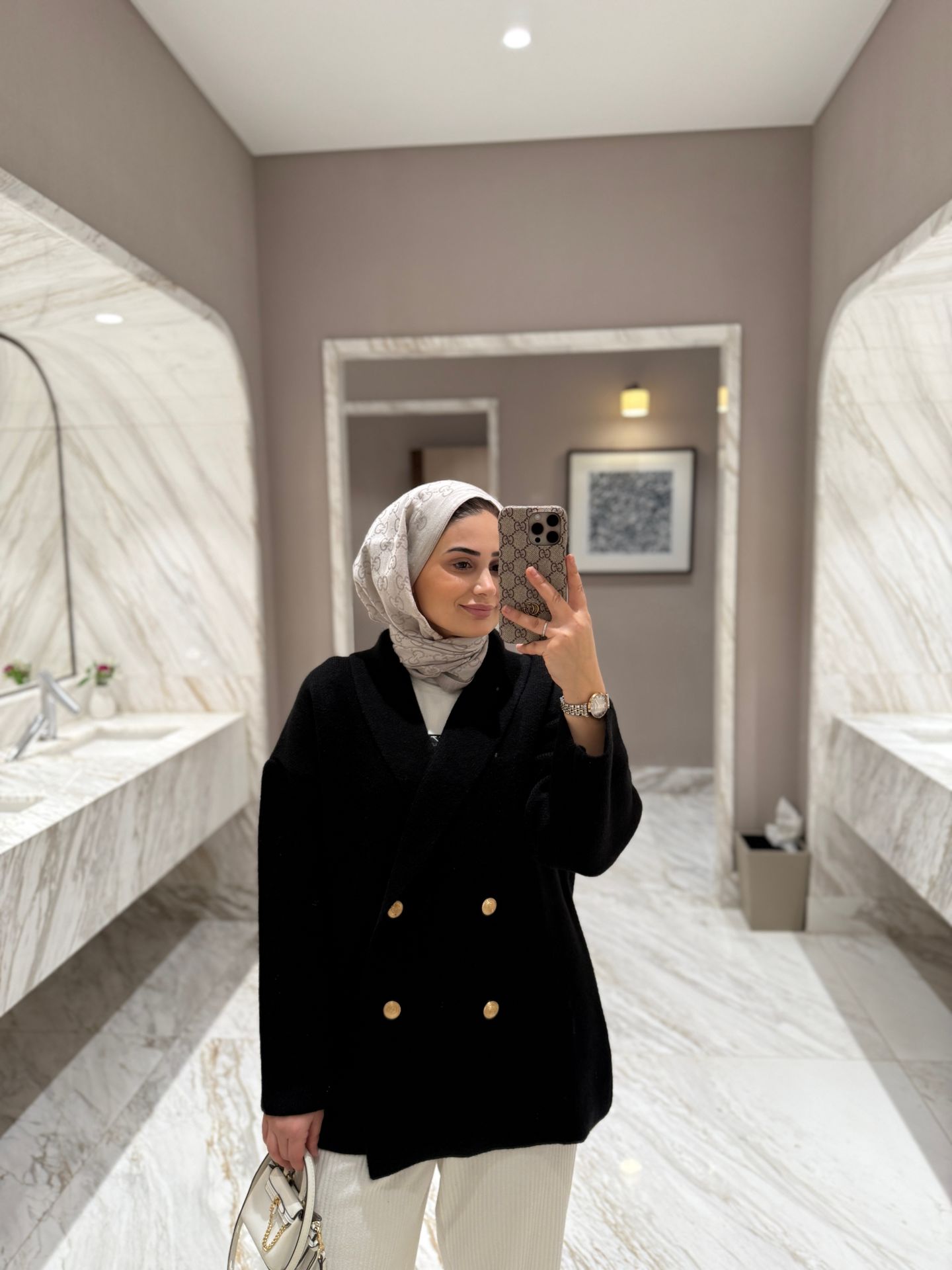 Dört Düğmeli Hırka Siyah