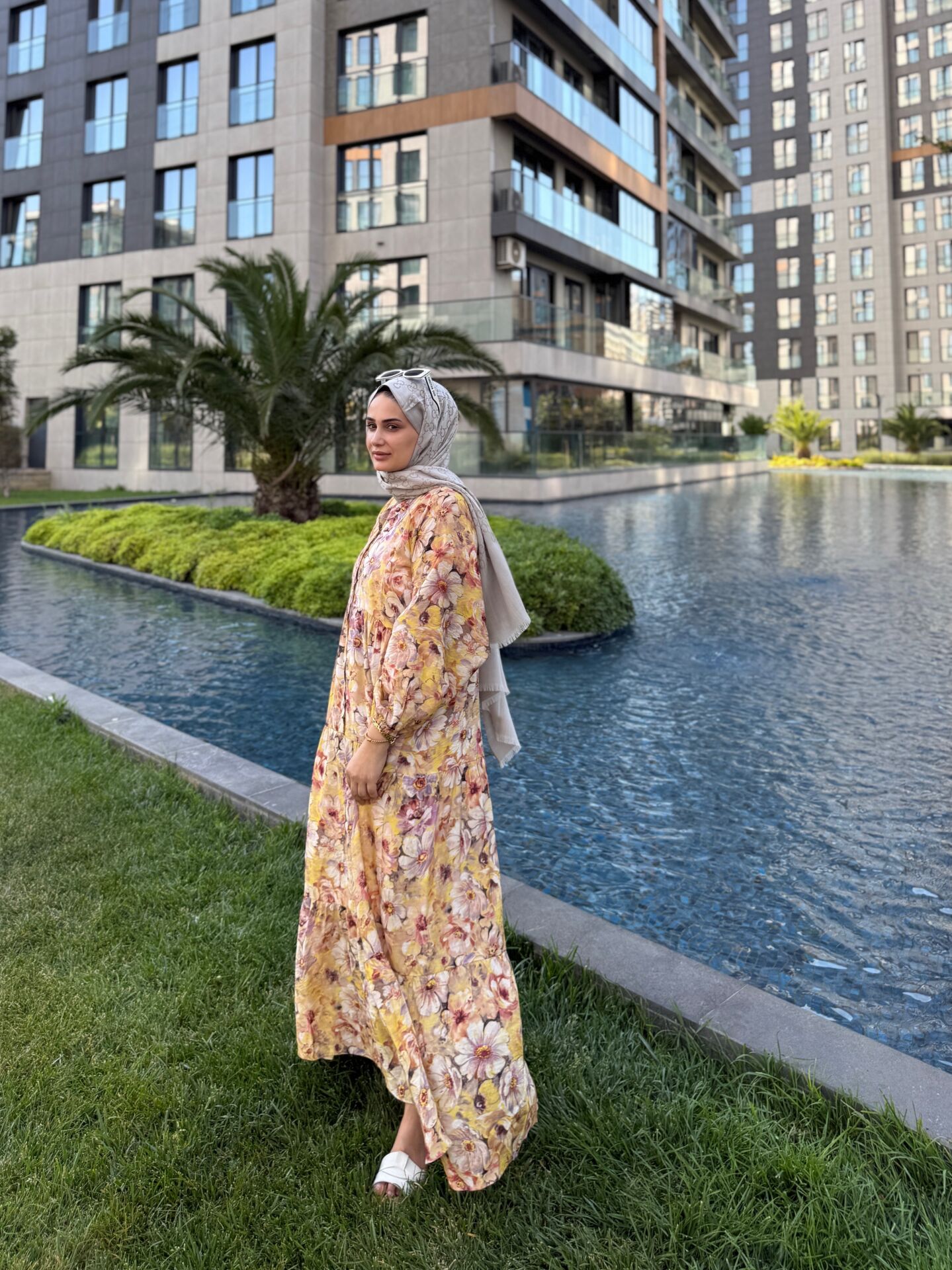 Çiçekli Elbise Sarı