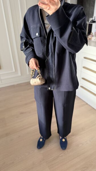 Kot Detaylı Lacivert Tasarım Takım