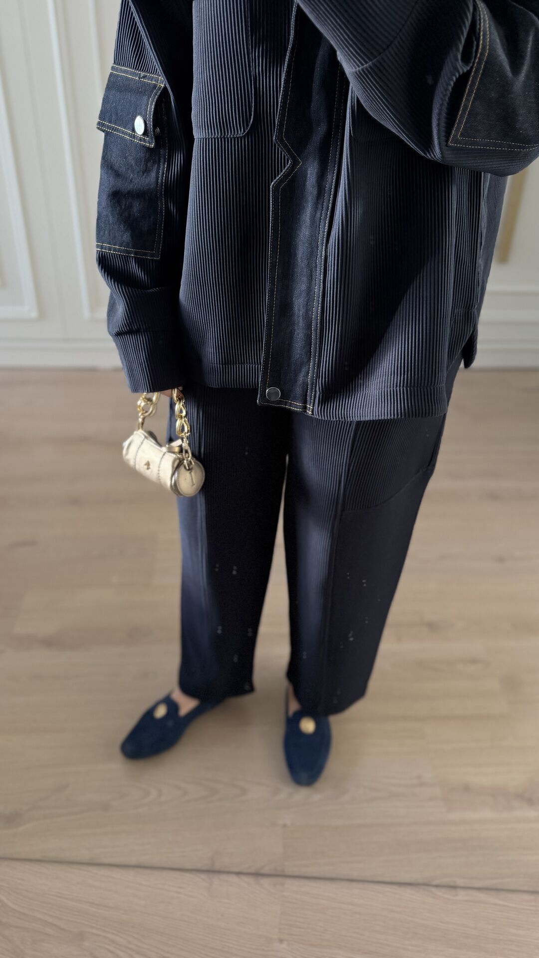 Kot Detaylı Lacivert Tasarım Takım