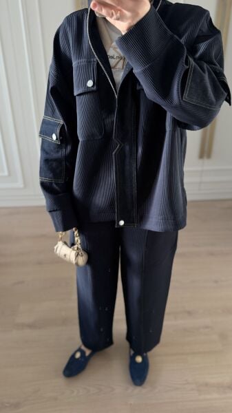 Kot Detaylı Lacivert Tasarım Takım