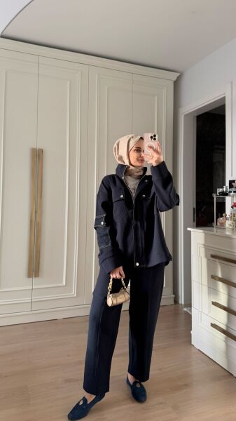 Kot Detaylı Lacivert Tasarım Takım