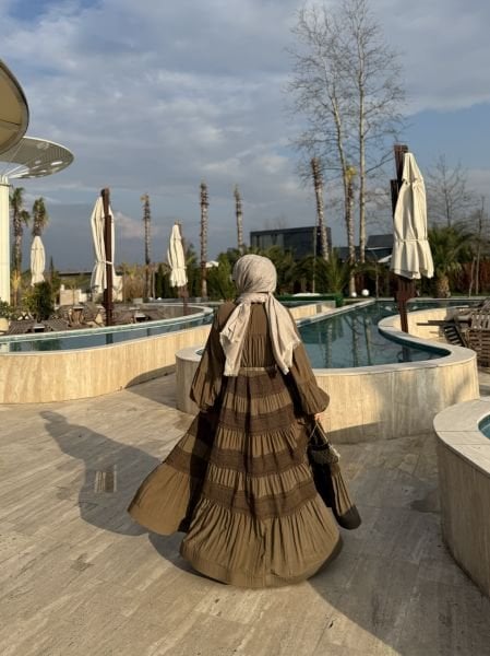 İnci Düğme Elbise Kahve
