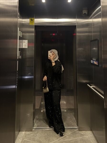 Taşlı Takım Siyah