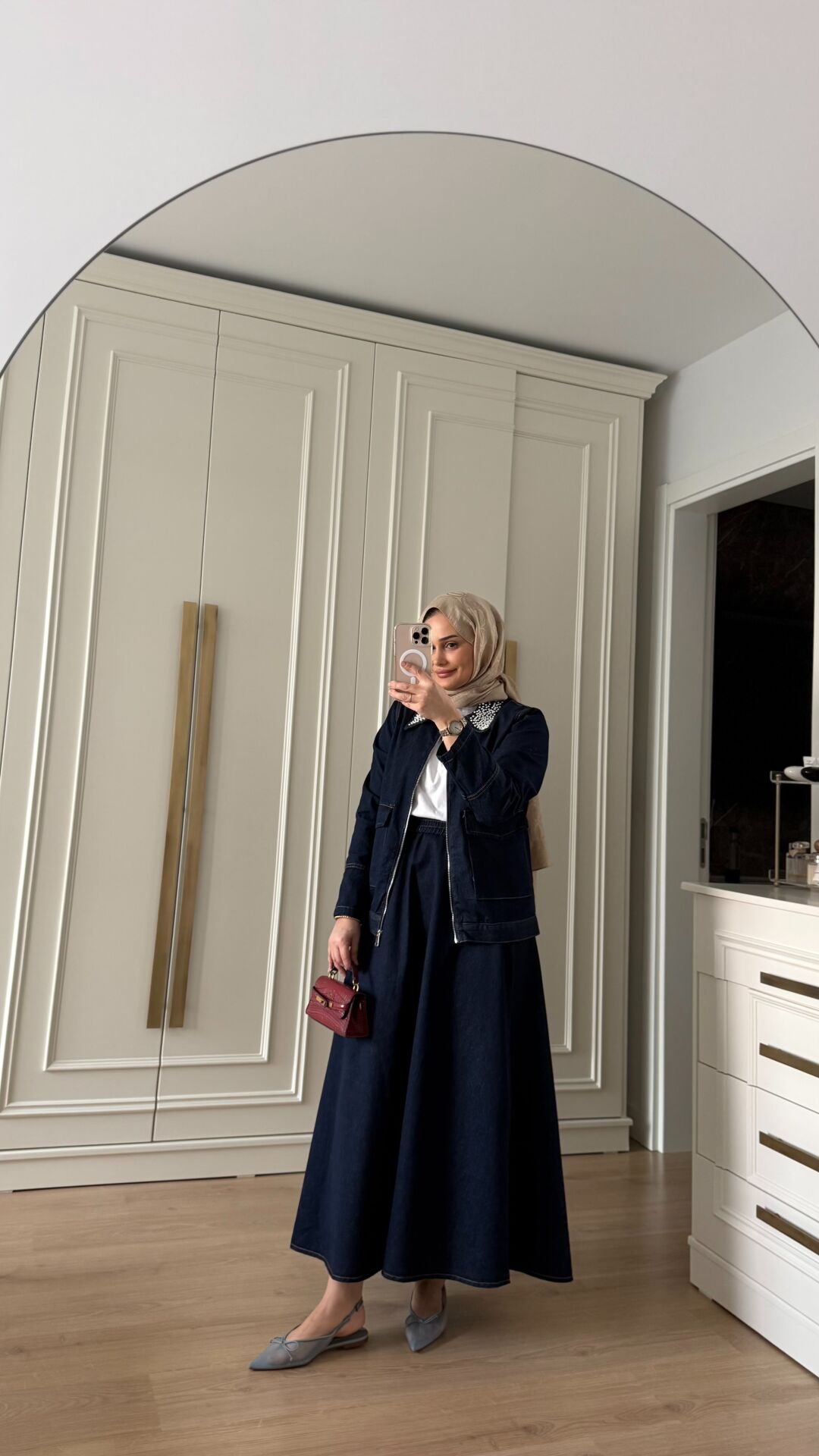 İnci Yakalı Kot Takım