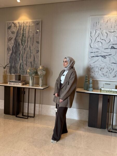 Dört Düğmeli Hırka