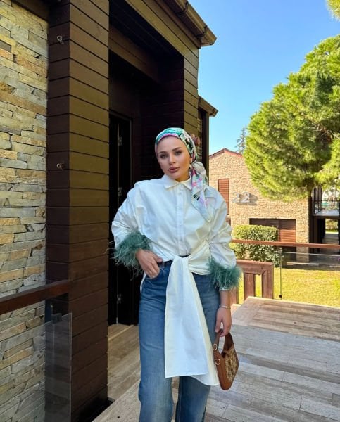 Kolları Tüylü Gömlek Beyaz
