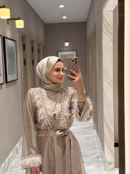 Mary Organze Abaya