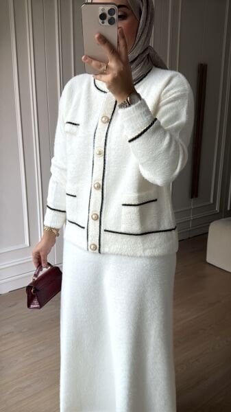 Gold Düğmeli Angora Ceket