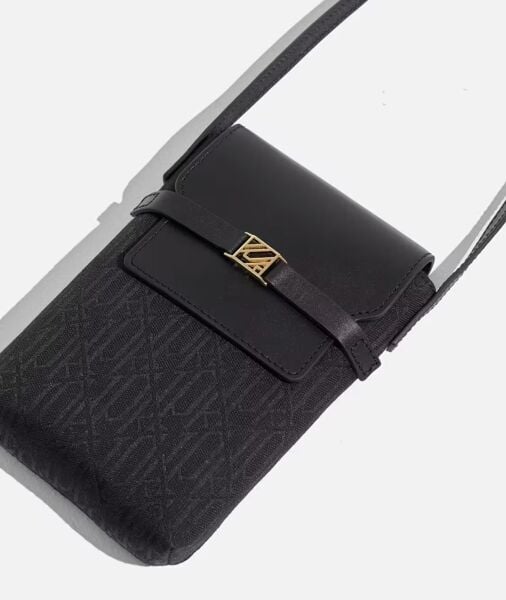 İpkyl Kapaklı Monogram Çanta