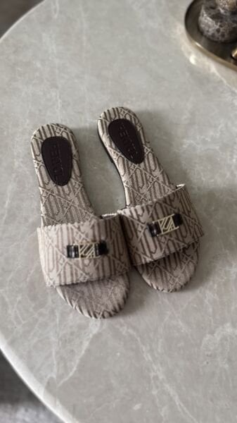 Monogram Terlik