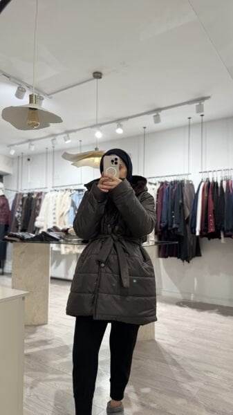 Kapşonlu Kürklü Mont