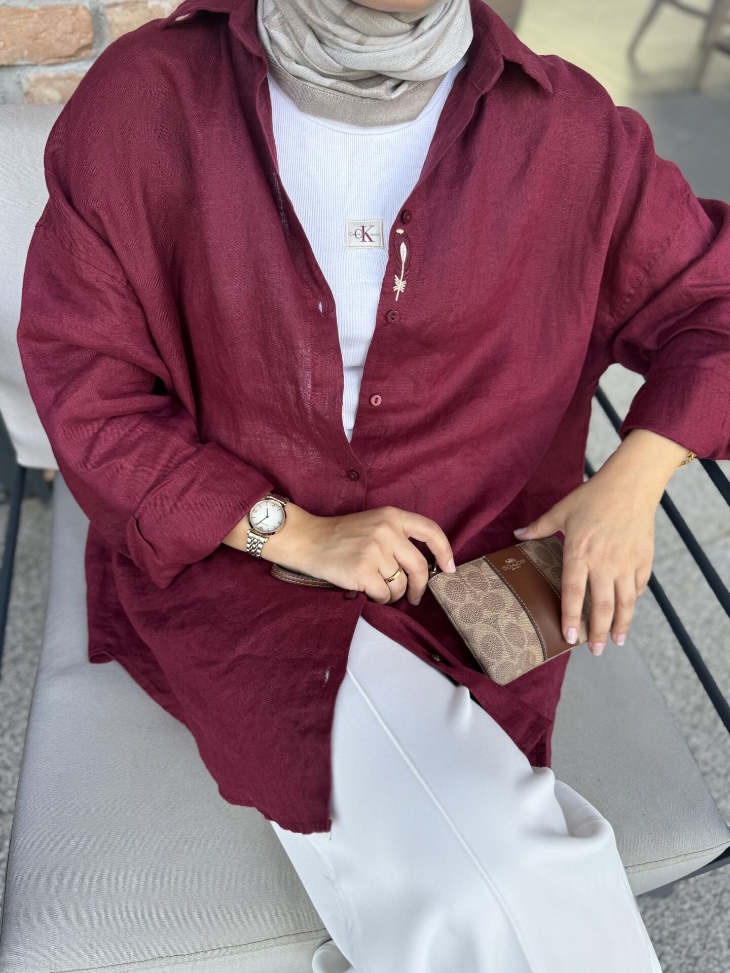 Nakış Detaylı Bordo Keten Gömlek