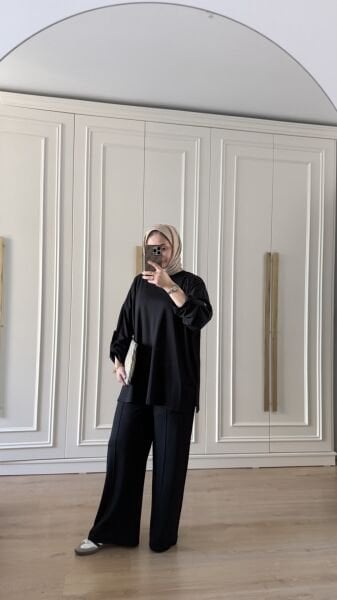 Kol Detaylı Eşofman Takımı