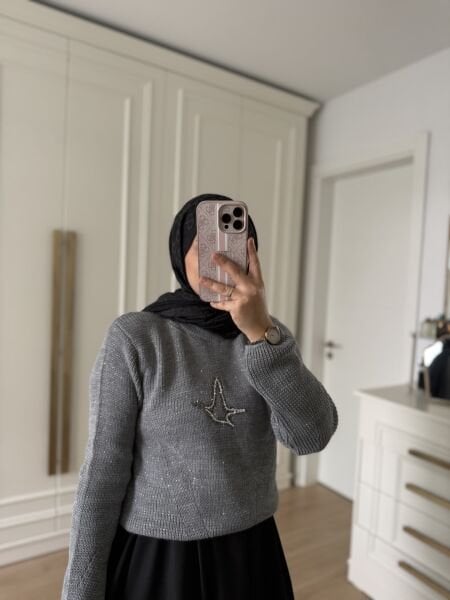 Simli Kuşlu Kazak Gri