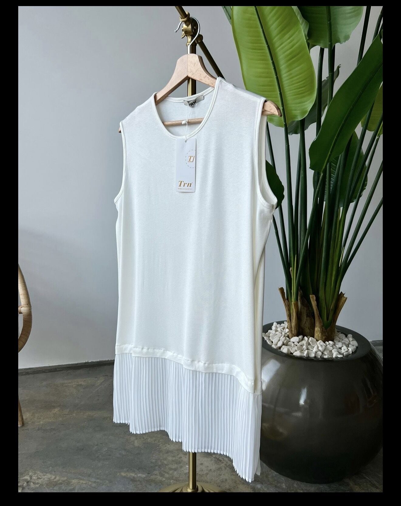 Altı Piliseli İçlik Beyaz