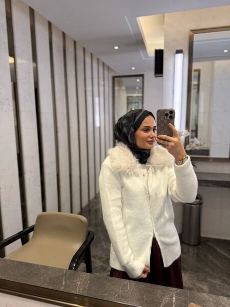 Kürk Yakalı Hırka