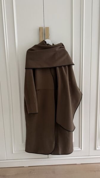 Şal Detaylı Kaşe Kaban