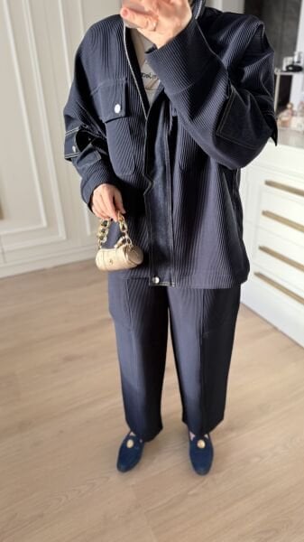 Kot Detaylı Lacivert Tasarım Takım