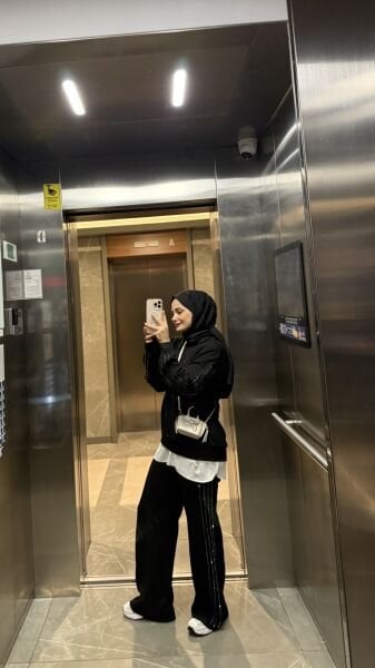 Pullu Modal Takım Siyah