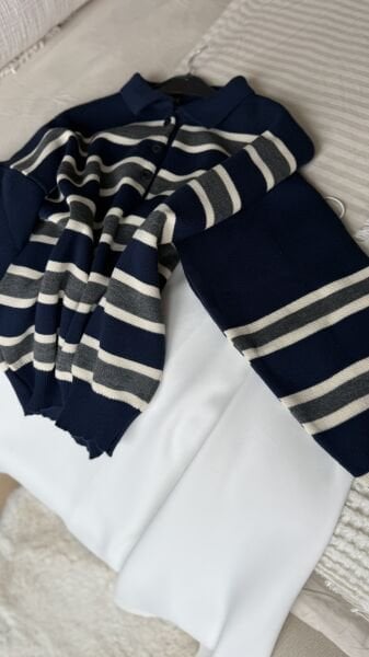 Lacivert Çizgili Kazak