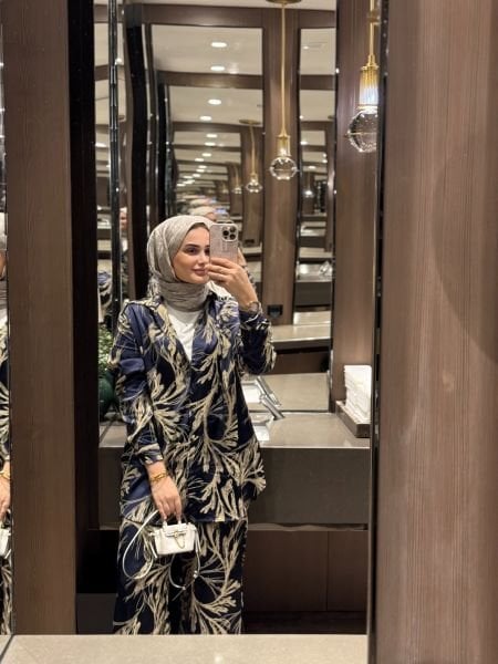 Larissa Takım