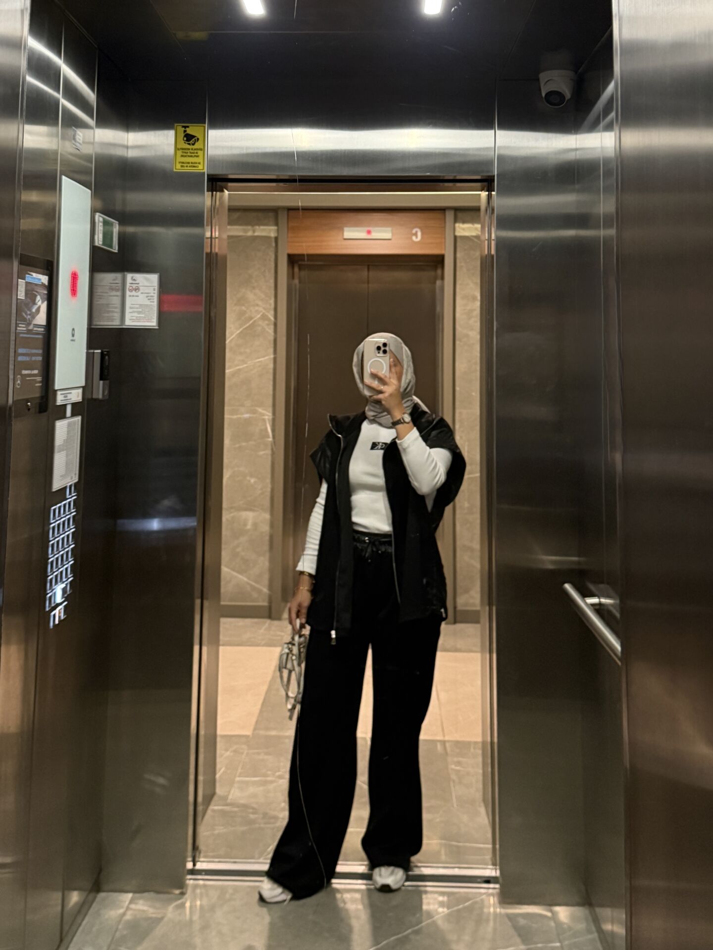 Yelekli Marka Takım Siyah