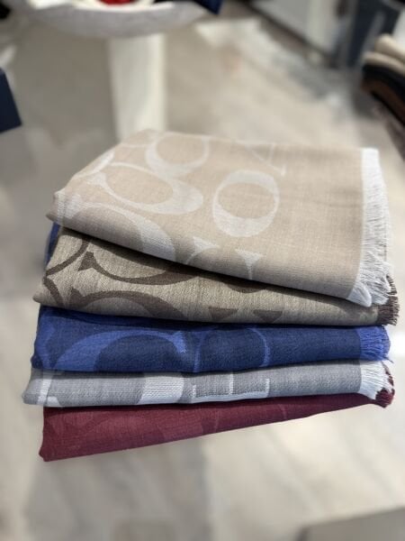 Coach Yün İpek Şal