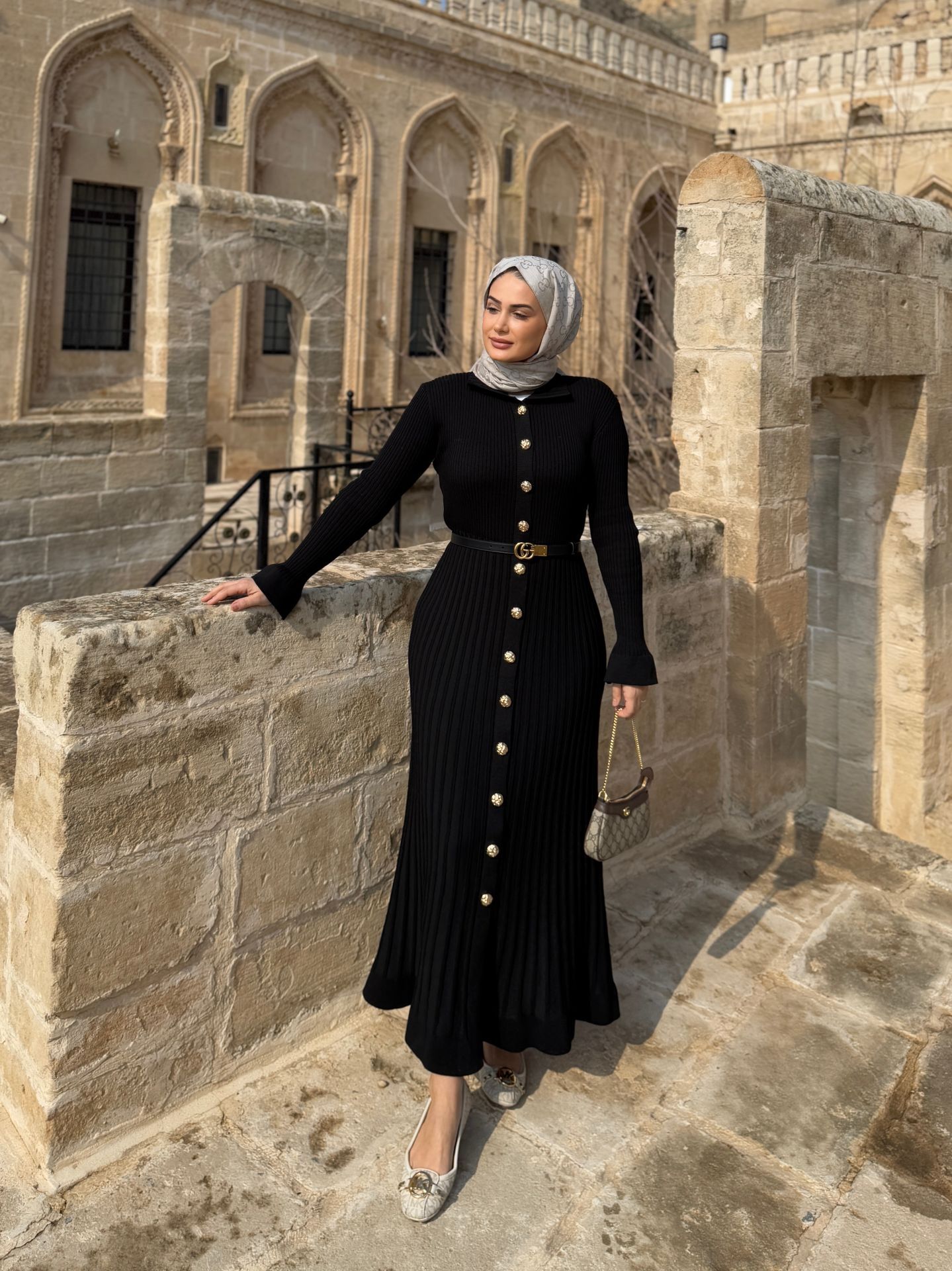 Gold Düğmeli Triko Elbise Siyah